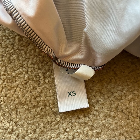 UV protection swimsuit size 5 - Picture 2 of 4